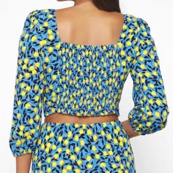 Diane Von Furstenberg Dover Cropped Lemon Print Crepe Top in Blue Size 4 NWT! - Picture 4 of 12